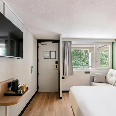 Campanile Nature - Sud 3*