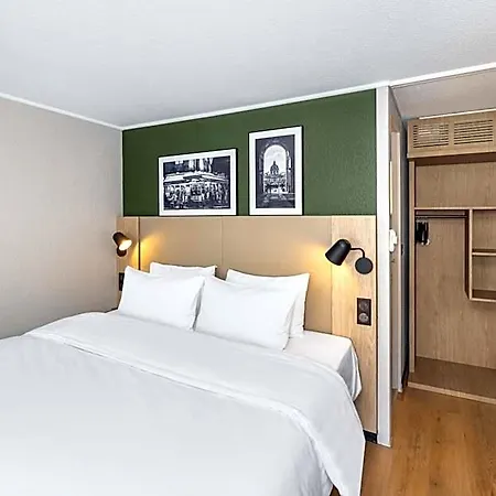 Campanile Nature - Sud 3*