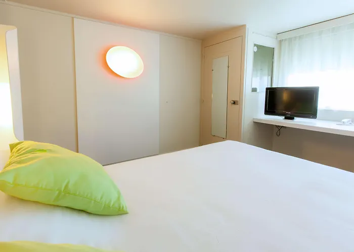 Hotel Campanile Nature - Sud 3*