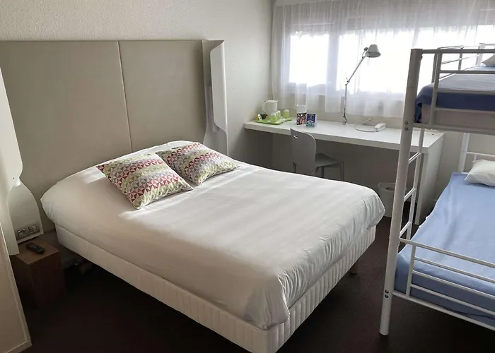 Campanile Nature - Sud 3*